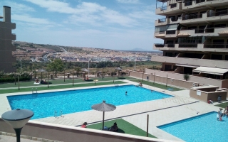 Apartamento - Alquiler larga estancia - Alicante - Los Arenales