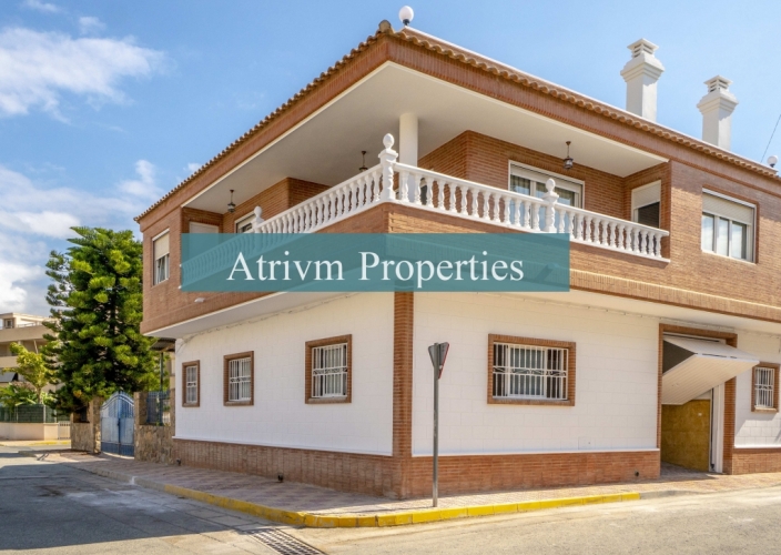 Alquiler larga estancia - Chalet - Algorfa