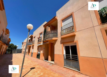 Chalet - Alquiler larga estancia - Orihuela - Orihuela
