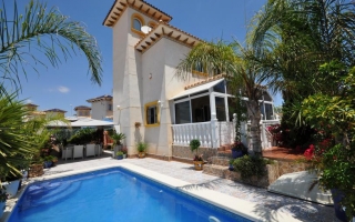 Villa - Resale - La Zenia - La Zenia