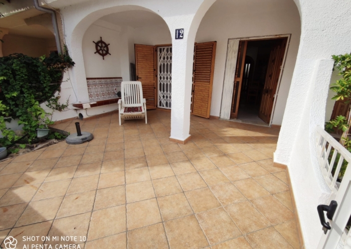 Long Term Rentals - Chalet - Punta Prima