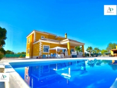 Villa - Alquiler larga estancia - Elche - Elche