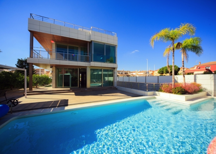 Resale - Luxury Villa - La Zenia