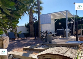 Chalet - Alquiler larga estancia - La Marina - La Marina