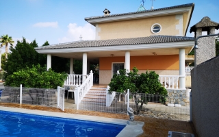 Detached Villa - Alquiler larga estancia - Crevillente - Crevillente