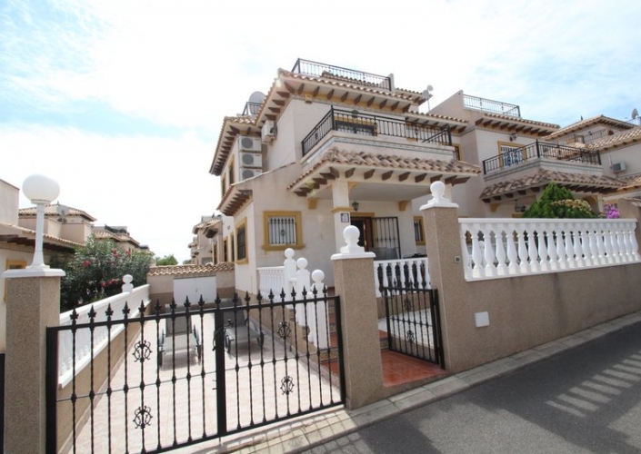 A Vendre - Chalet semi detached - Orihuela Costa - Villamartin