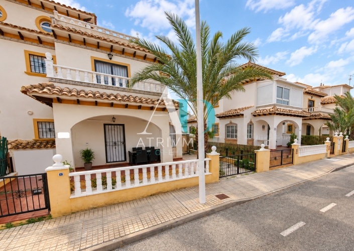 Long Term Rentals - Chalet - San Fulgencio - La Marina