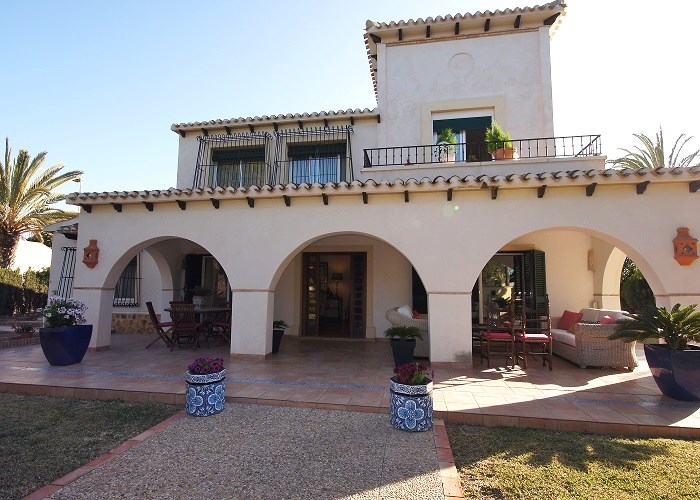 Long Term Rentals - Luxury Villa - Cabo Roig