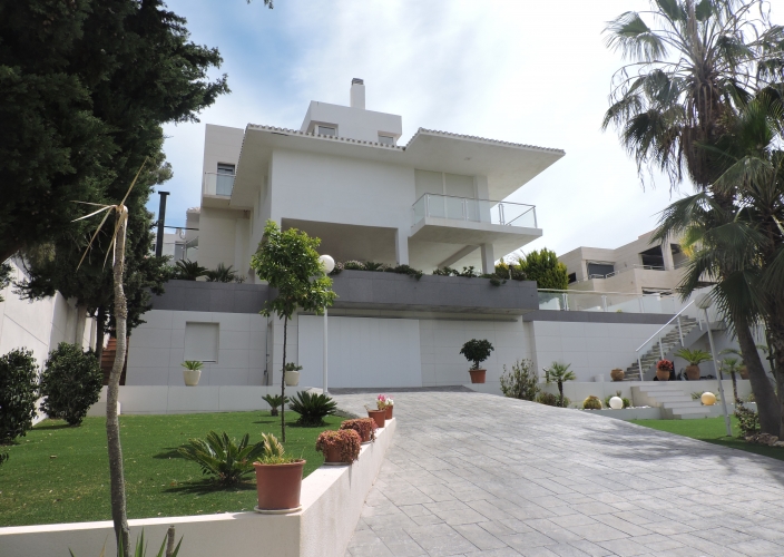 Location - Detached Villa - Orihuela Costa - Cabo Roig