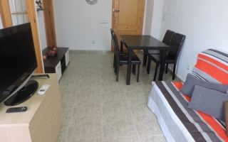 Apartamento - Alquiler larga estancia - Torrevieja - La Mata