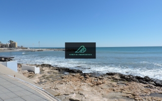 Apartamento - Alquiler larga estancia - Torrevieja - Torrevieja