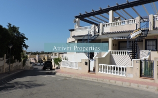 Chalet - Alquiler larga estancia - Orihuela Costa - Villamartin