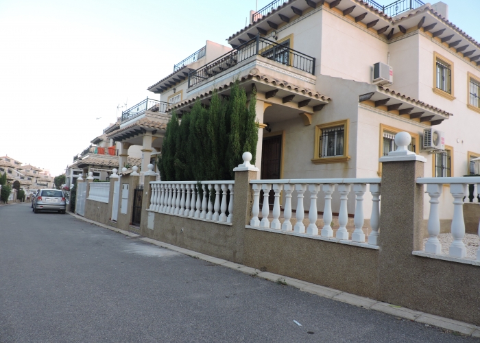 Alquiler larga estancia - Bungalow - Orihuela Costa - La Zenia