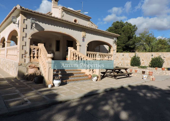 Alquiler larga estancia - Detached Villa - Albatera