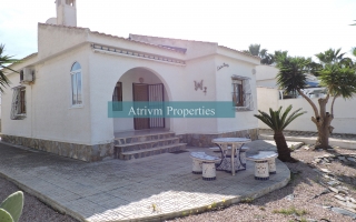 Villa - Alquiler larga estancia - Torrevieja - Torrevieja