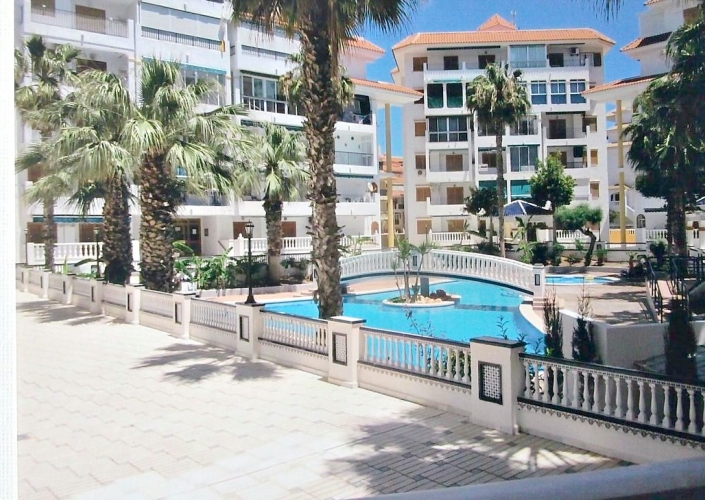 Resale - Apartment - La Mata, Torrevieja