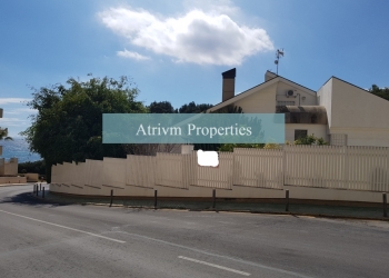 Chalet - Long Term Rentals - Orihuela Costa - La Zenia