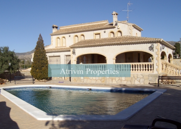 Alquiler larga estancia - Detached Villa - Albatera