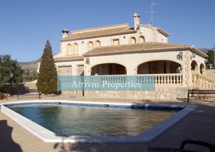 Alquiler larga estancia - Detached Villa - Albatera