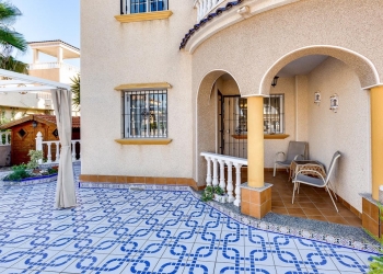 Semi-Detached Villa - Location - Guardamar del Segura - Guardamar