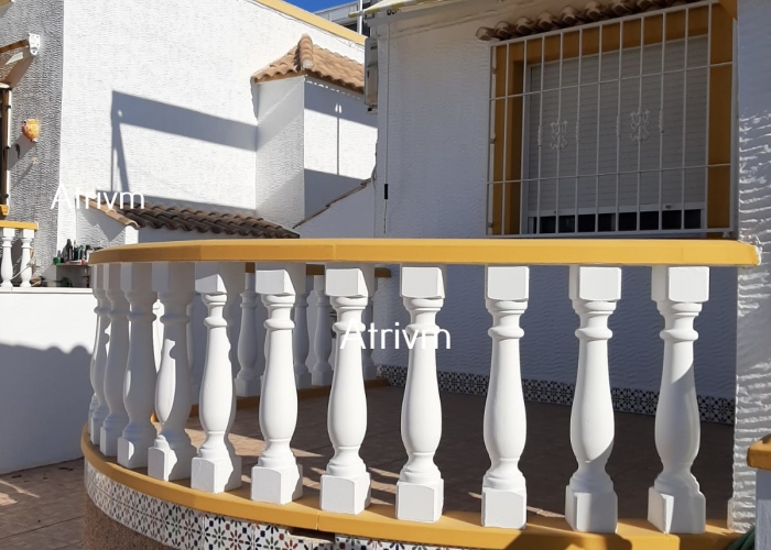 Location - Chalet - Urb. La Marina