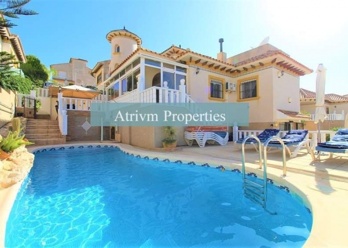 Alquiler larga estancia - Villa detached - Orihuela Costa - Villamartin