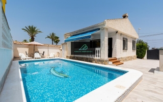 Chalet - Long Term Rentals - Orihuela Costa - Los Altos