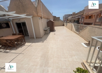 Piso - Alquiler larga estancia - Torrevieja - La Mata