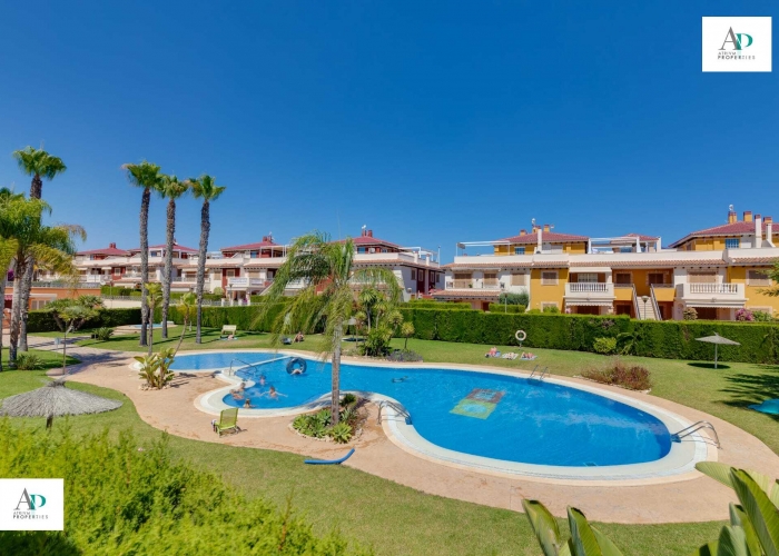 Alquiler larga estancia - Piso - Orihuela Costa - La Zenia