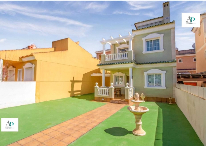 Long Term Rentals - Semi-Detached Villa - Gran Alacant