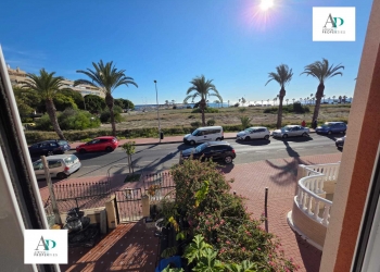 Chalet - Alquiler larga estancia - Torrevieja - Torrevieja