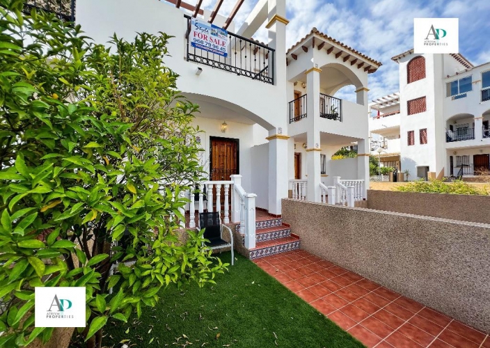 Alquiler larga estancia - Chalet - Punta Prima