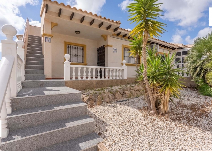 Long Term Rentals - Villa - Orihuela Costa - Villamartin