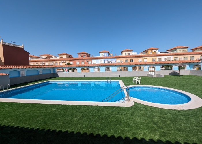Alquiler larga estancia - Chalet - Torrevieja - La Siesta
