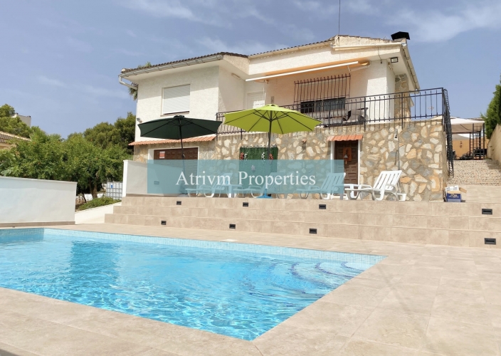 Location - Villa detached - Orihuela Costa - Los Balcones