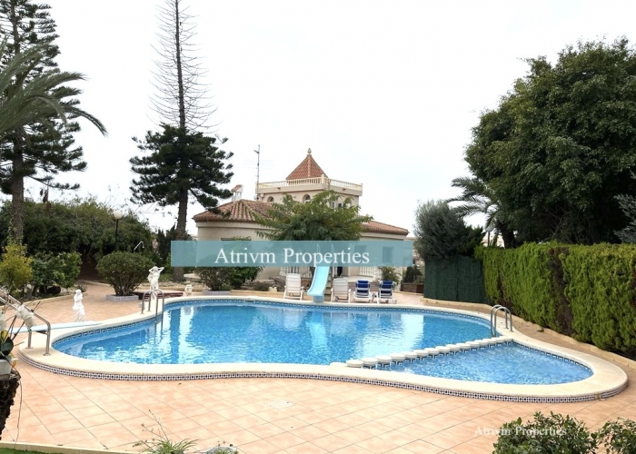 Location - Chalet - Orihuela Costa